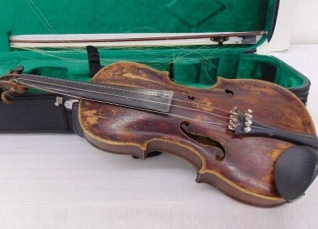 Goodwill Returns Mistakenly Donated One-Of-A-Kind Roy Acuff Fiddle