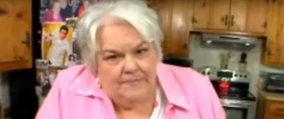 Country Music Journalist Hazel Smith Dies