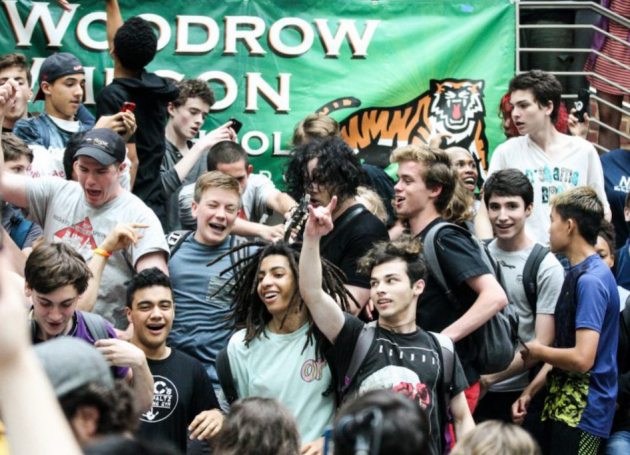 Jack White Surprises D.C. High School Students With Lunchtime Concert