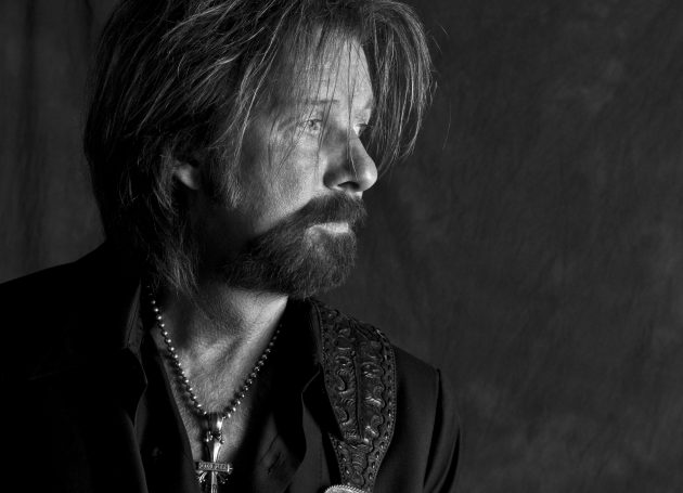 Ronnie Dunn, K.T. Oslin To Join Nashville Songwriters Hall Of Fame