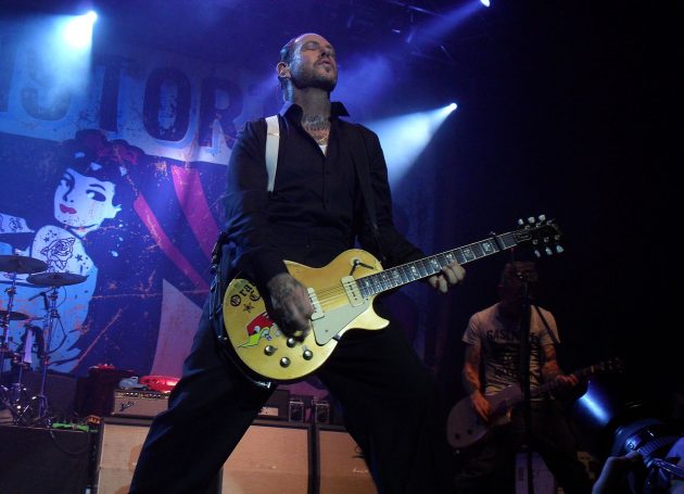 Social D's Mike Ness Accused Of Attacking Fan From Stage
