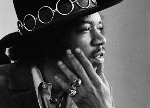 Jimi Hendrix to Receive Commemorative Blue Plaque at Hard Rock Hotel in London