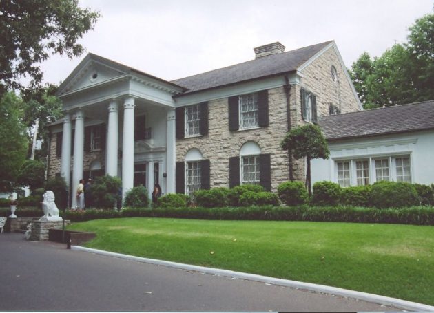 Missouri Woman Faces Federal Charges Over Alleged Attempt To Steal Graceland