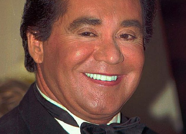 Wayne Newton Tells Vegas Jury He Fired Shot As Burglars Fled