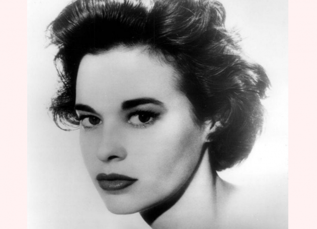 Gloria Vanderbilt, Heiress, Fashion Entrepreneur, Dies