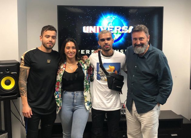 Tezzel Signs With Universal Music Latin Entertainment as Executive Producer