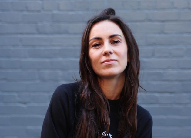 Amy Shark Signs With Red Light Management