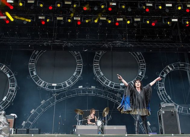 Big Machine Label Group Sign British Band - The Struts