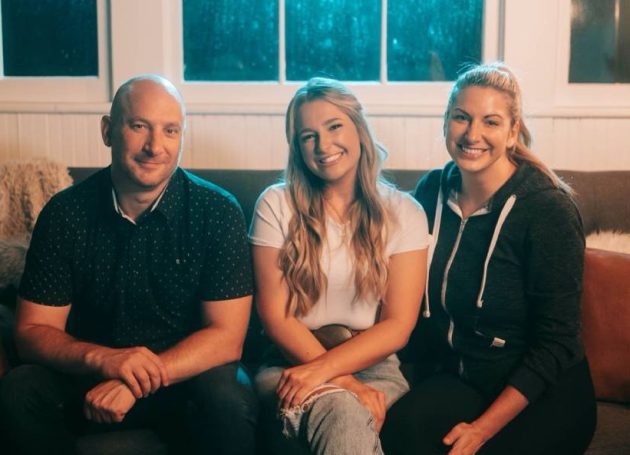 Triple 8 Management Signs Singer/Songwriter Erin Kinsey