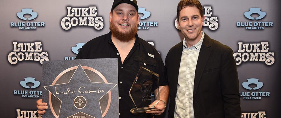 Luke Combs with Mohegan Director of Sports & Ent. Greg Romeyn