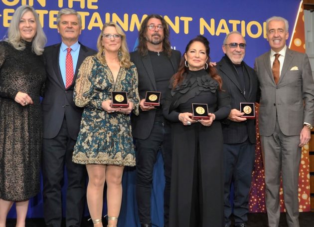 Dave Grohl, Susan Tedeschi and Gloria and Emilio Estefan Awarded Smithson Medals