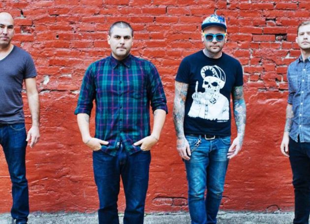 Alien Ant Farm Frontman Dryden Mitchell Charged With Battery