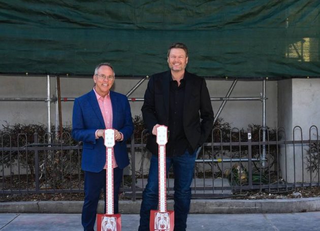 Ole Red in Las Vegas Breaks Ground With Visit From Blake Shelton