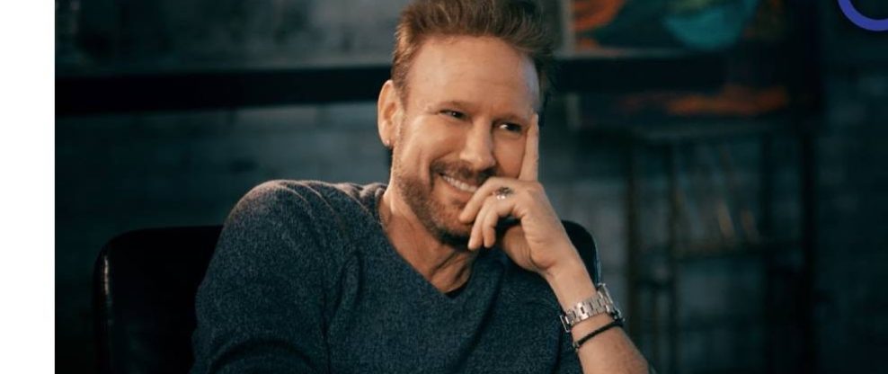 Canadian Singer Corey Hart Sells Publishing Catalog to PeerMusic