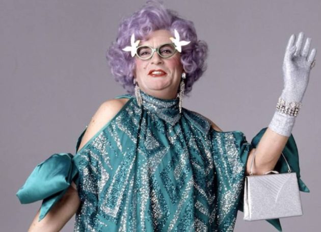 Comedian Barry Humphries, Known as Dame Edna Everage Dies at 89