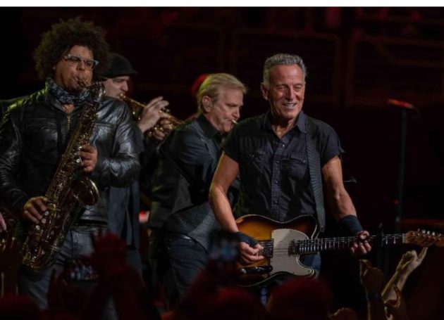 Bruce Springsteen and the E Street Band Wrap First US Tour In Seven Years With Jersey Homecoming