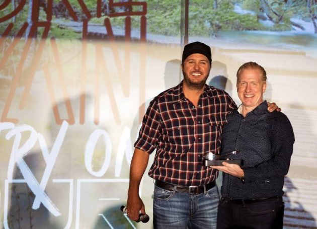 Luke Bryan Honored With SoundExchange Hall of Fame Award