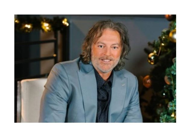 Darryl Worley Announces Home For The Holidays Dinner Show Residency With Lorrie Morgan, Deana Carter & More