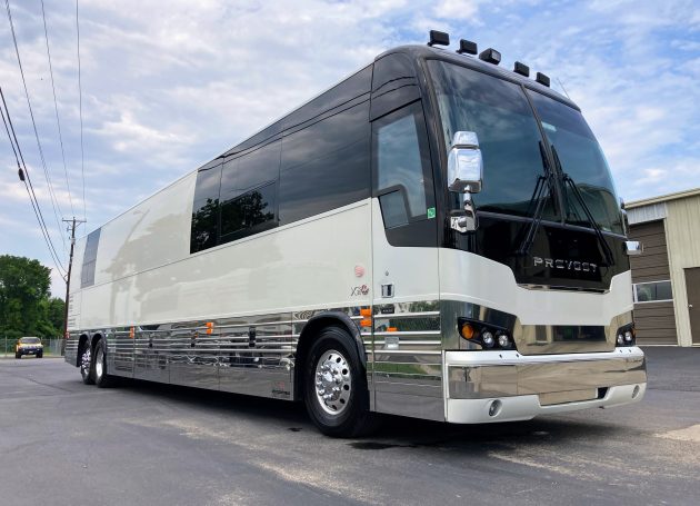 Encore Luxury Coaches