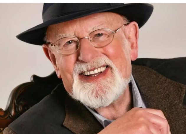 British Folk Singer Roger Whittaker Dead At 87