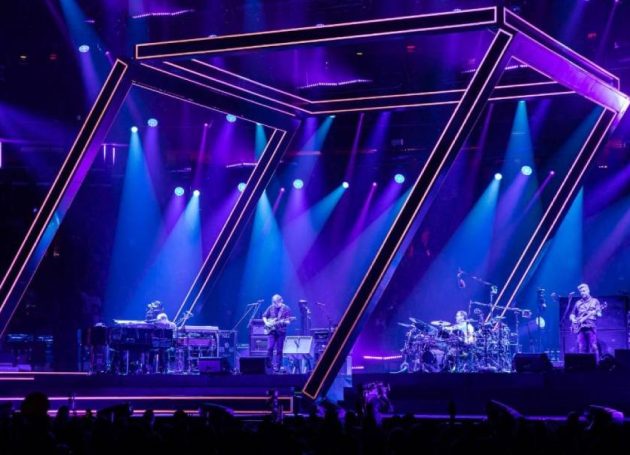 Phish End Annual NYE Run With Iconic 'Gamehendge' Performance At MSG