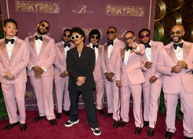 Bruno Mars Debuts The Pinky Ring With Party And Show At Bellagio Resort And Casino