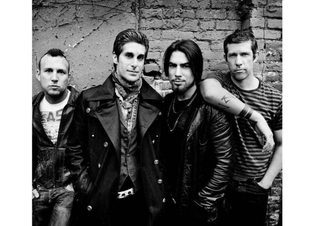 Jane's Addiction Cancels U.S. Tour After On-Stage Fight