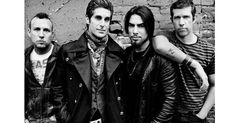 Jane's Addiction Cancels U.S. Tour After On-Stage Fight