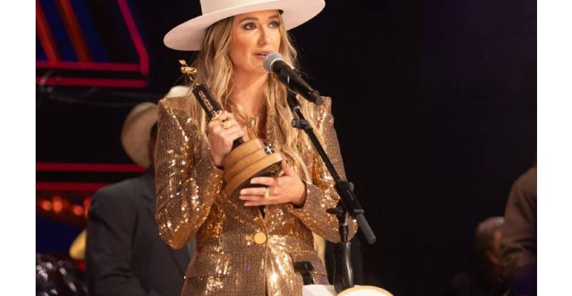 Country Music Powerhouse Lainey Wilson Inducted Into Grand Ole Opry By Garth Brooks & Trisha Yearwood